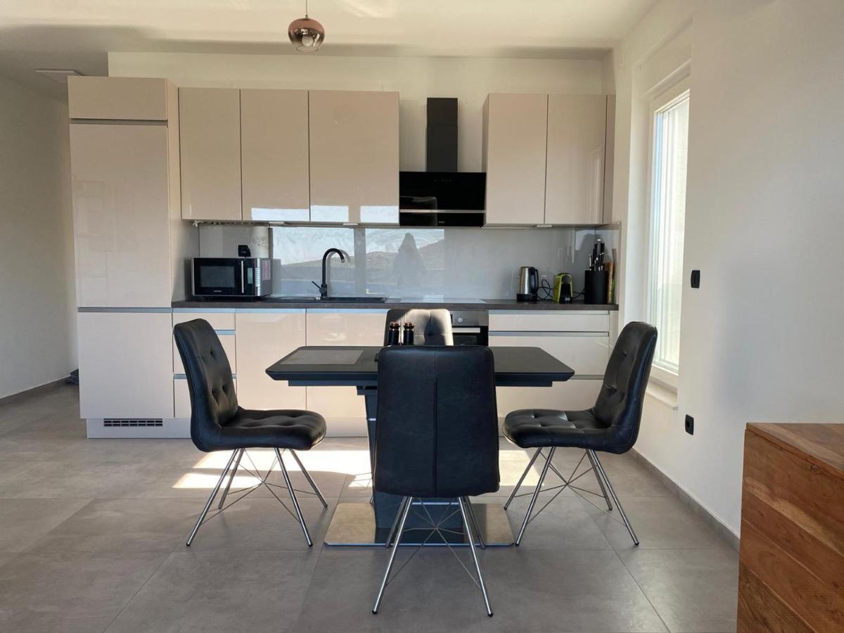 Apartment Primero พรีมอชเตน ภายนอก รูปภาพ